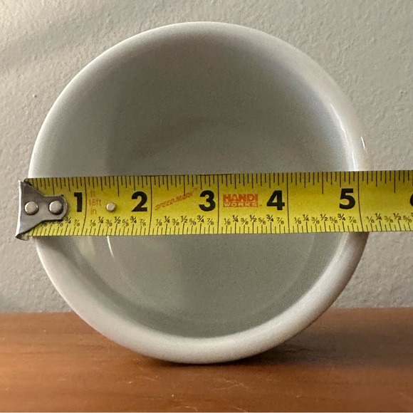 Like new - Colorful ceramic Queso/Fondue/Cheese dip bowl - Picture 6 of 7